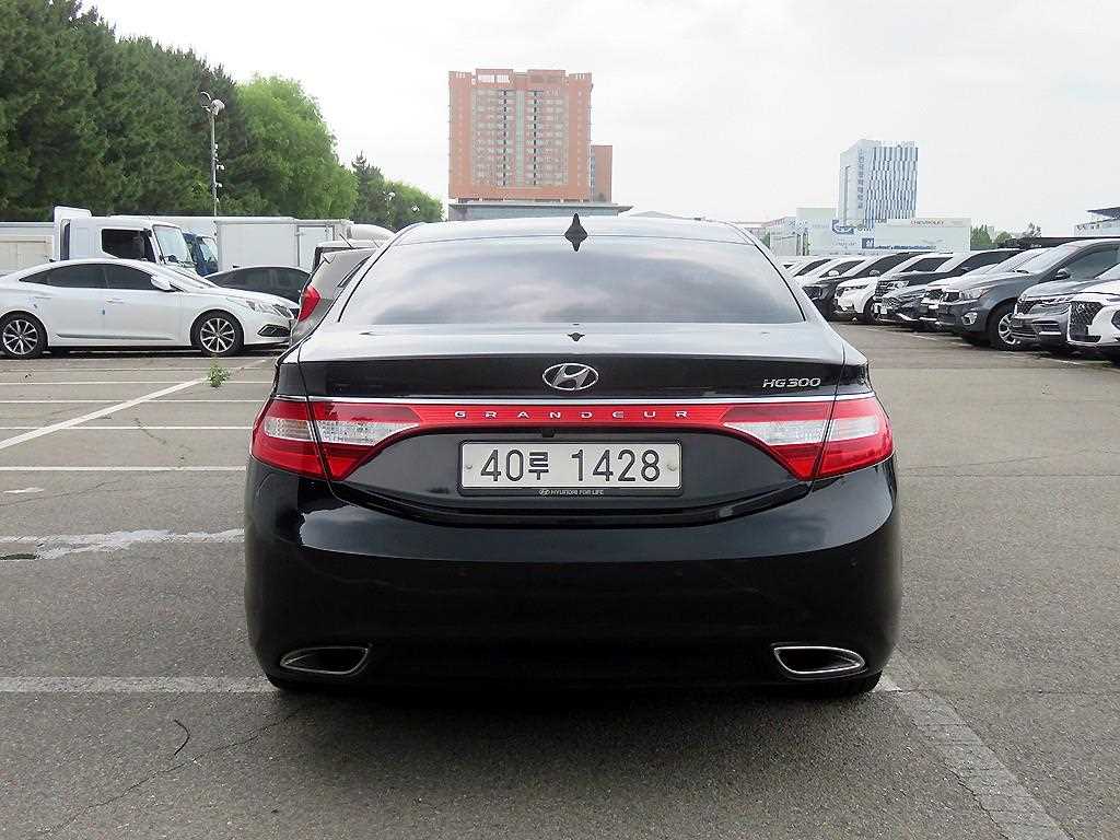 HYUNDAI Grandeur - Vista 3