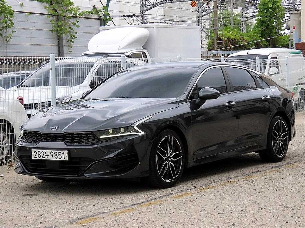 KIA K5 - Vista 2
