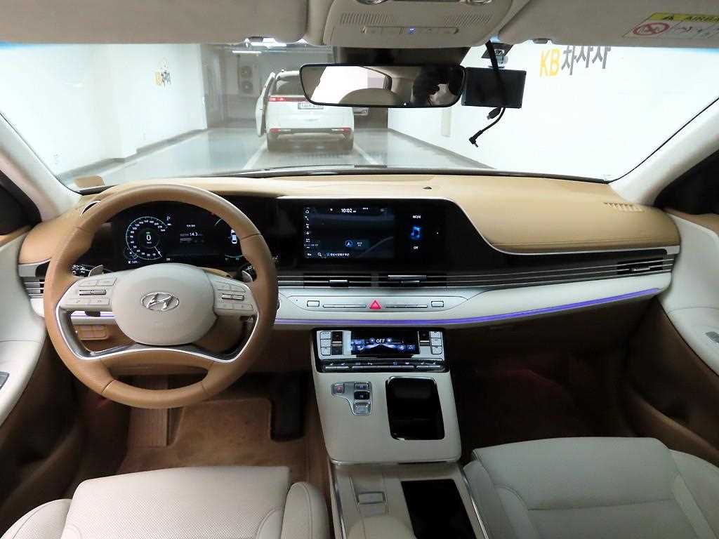 HYUNDAI Grandeur - Vista 6