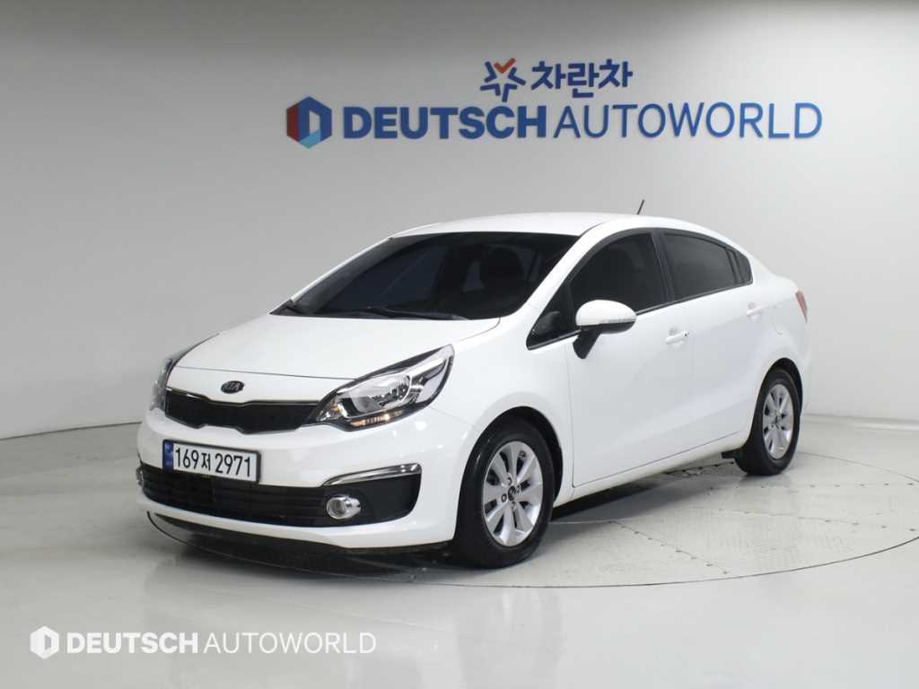 KIA Pride - Vista 2