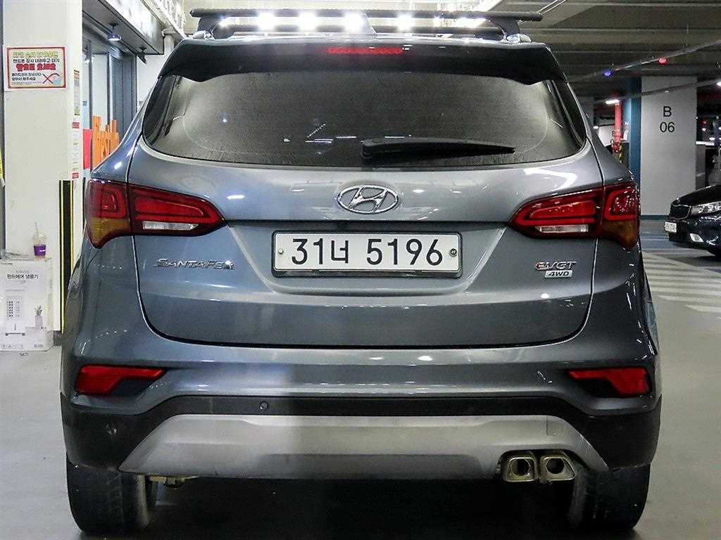 HYUNDAI Santa Fe - Vista 5