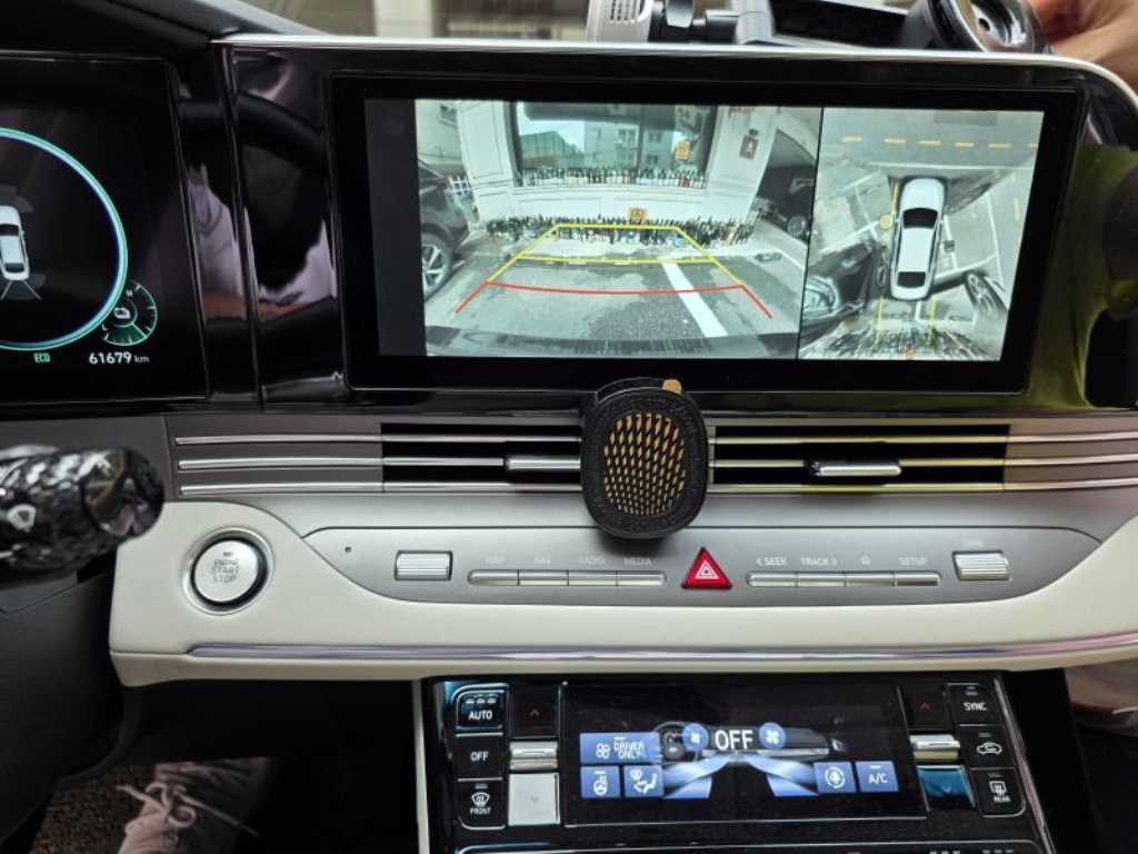 HYUNDAI Grandeur - Vista 8