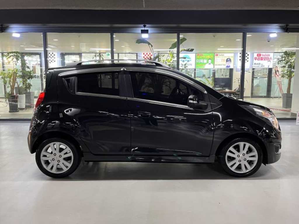 Chevrolet Spark - Vista 3