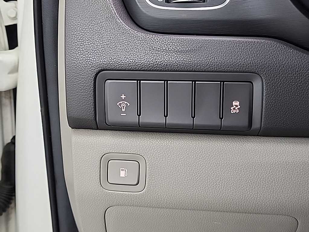 KIA Carnival 2016 Blanco - Importación desde Corea - HF Imports Iquique - Foto 17