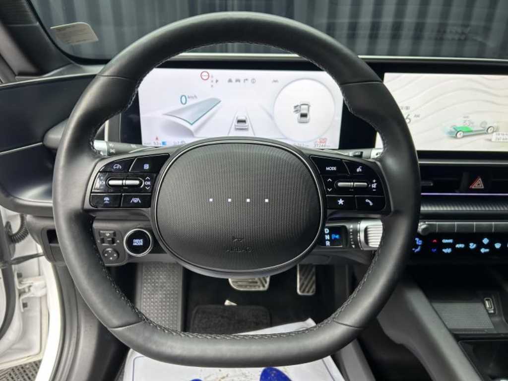 HYUNDAI Ioniq 6 - Vista 8