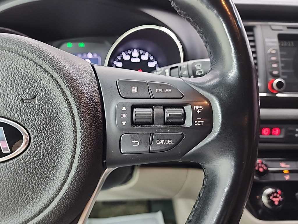 KIA Carnival 2016 Blanco - Importación desde Corea - HF Imports Iquique - Foto 16