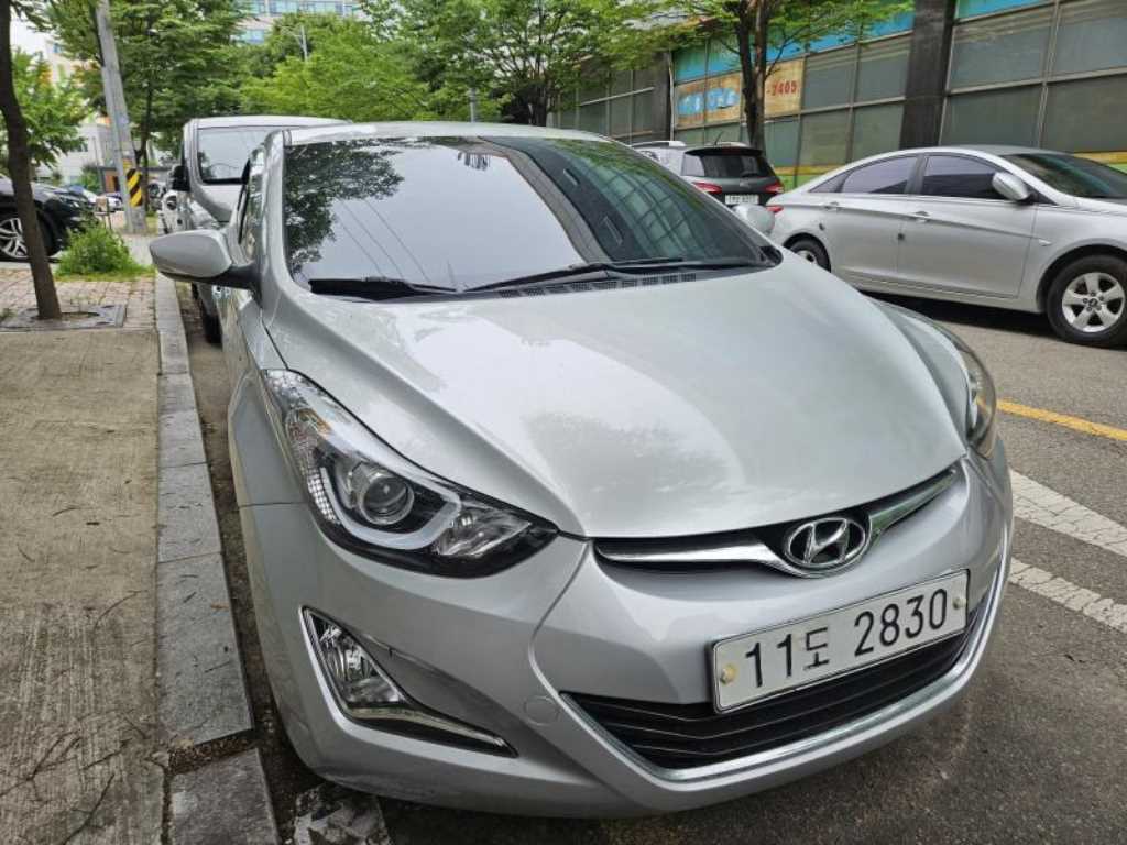 HYUNDAI Avante 2015 Plateado - Importación desde Corea - HF Imports Iquique - Foto 1