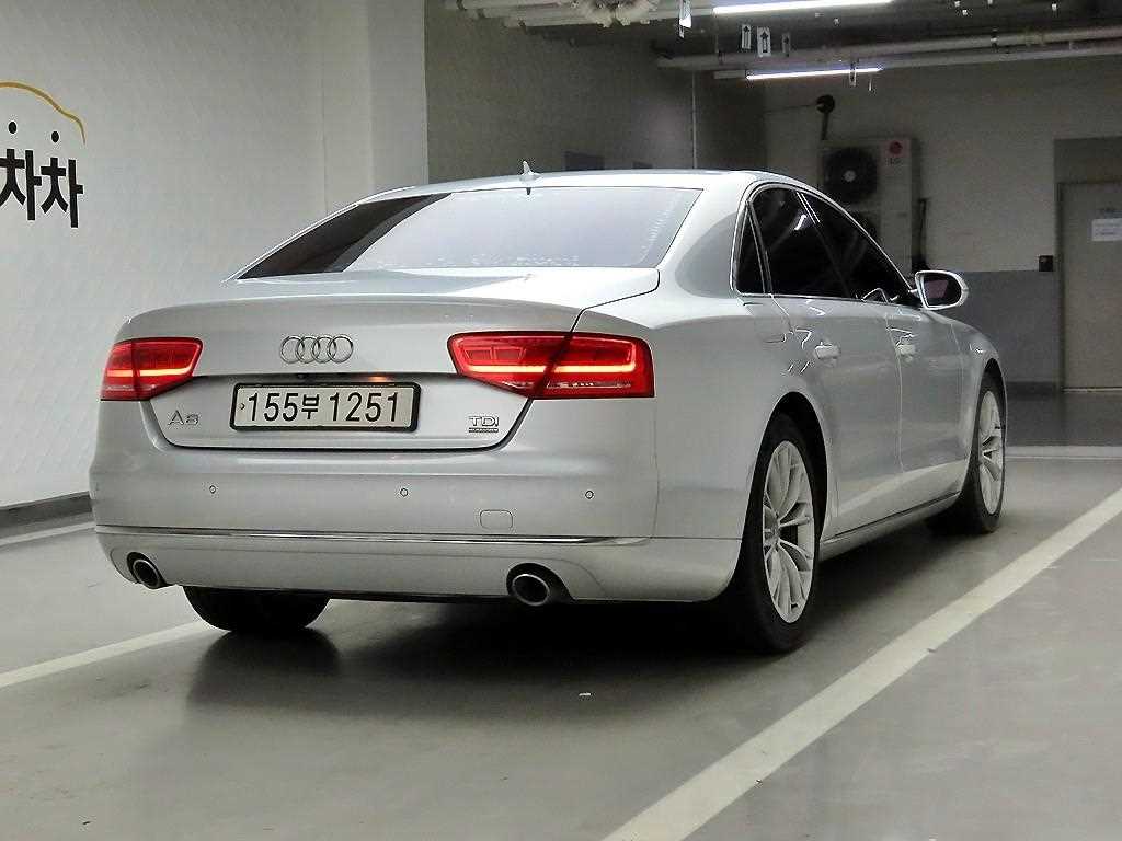 Audi A8 - Vista 4