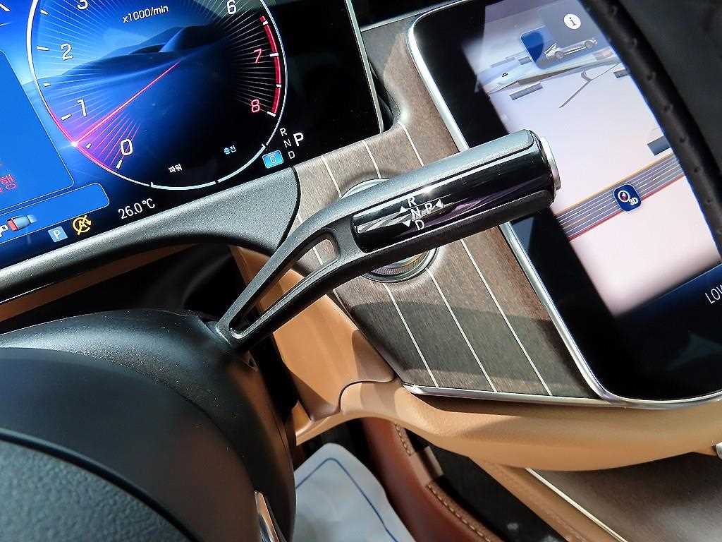 Mercedes Benz E class - Vista 11