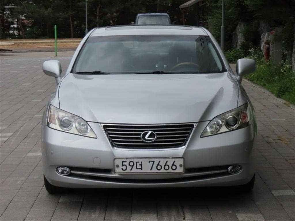 Lexus ES