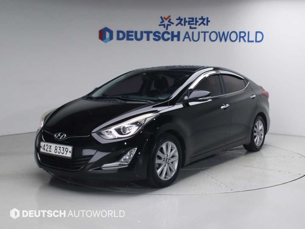 HYUNDAI Avante - Vista 2
