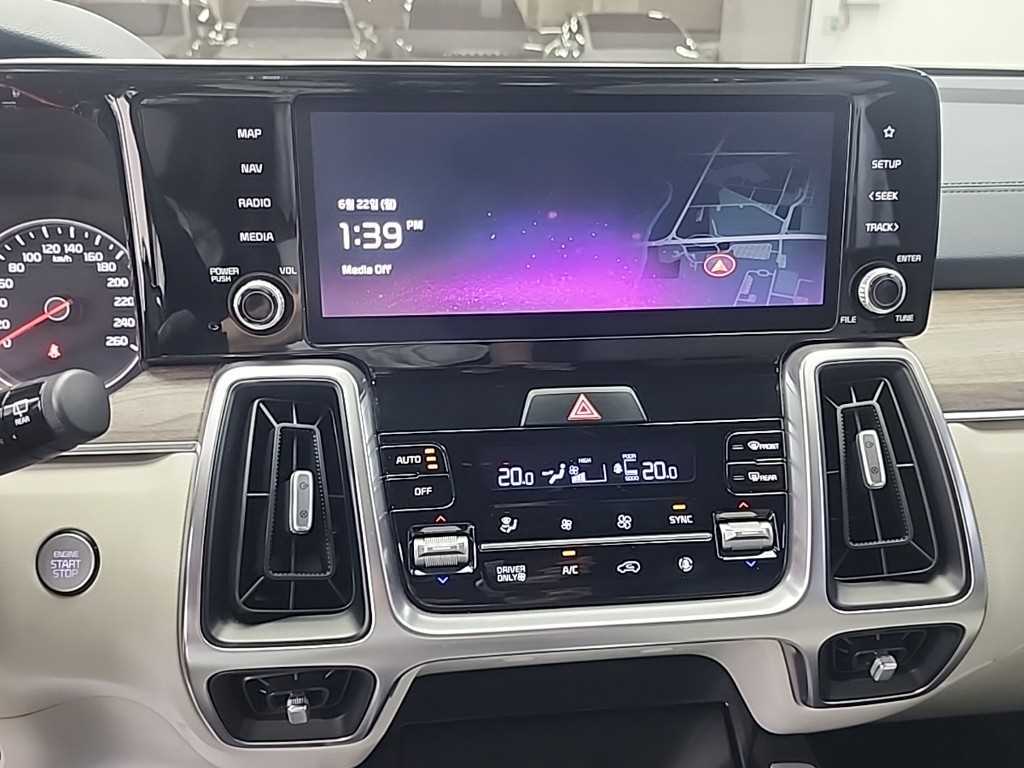 KIA Sorento - Vista 10