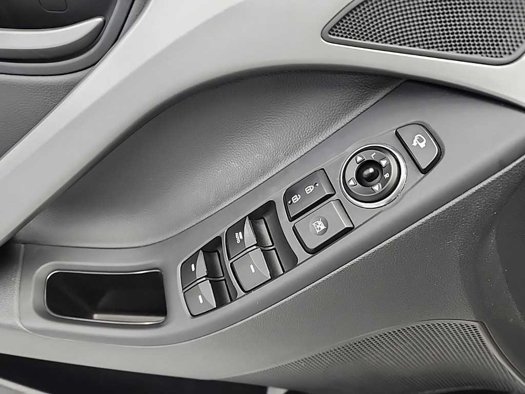 HYUNDAI Avante 2015 Blanco - Importación desde Corea - HF Imports Iquique - Foto 16