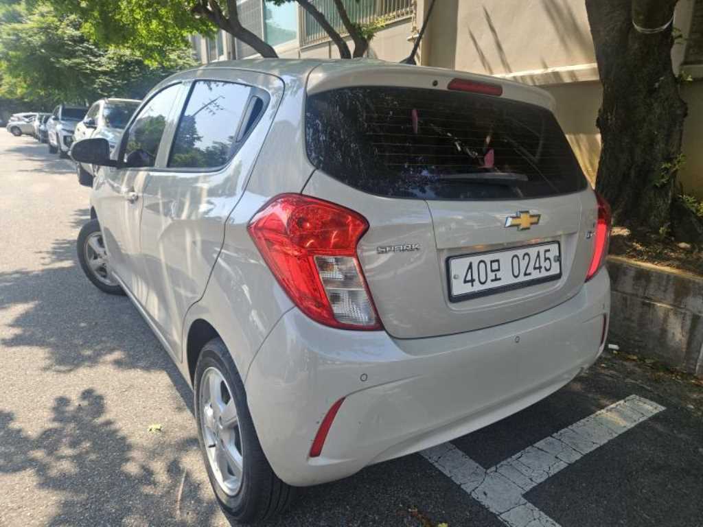 Chevrolet Spark - Vista 5