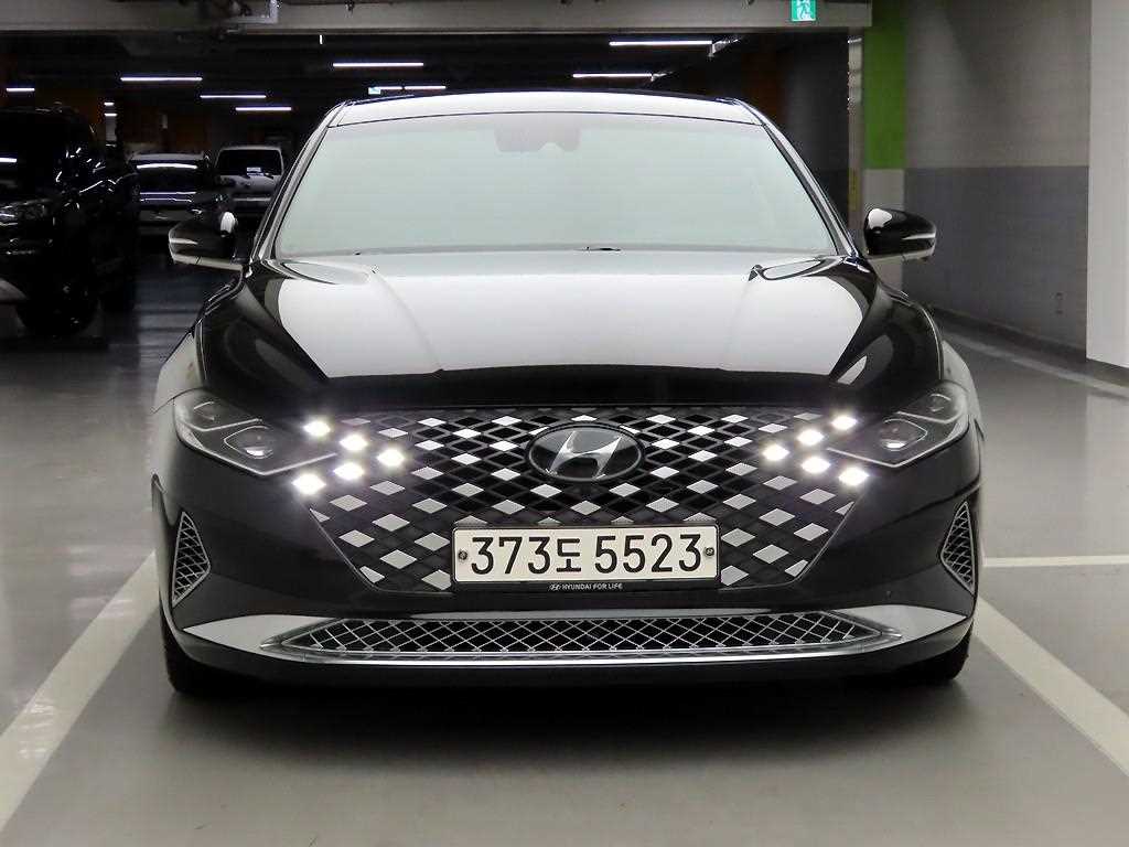 HYUNDAI Grandeur - Vista 2