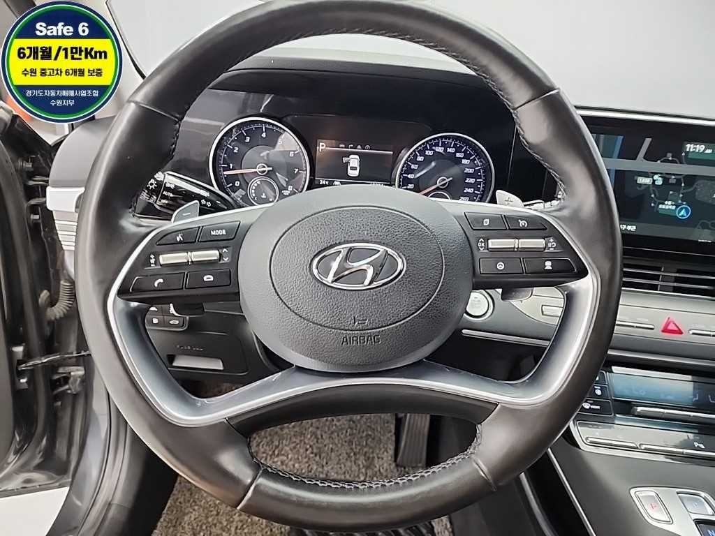 HYUNDAI Grandeur - Vista 9