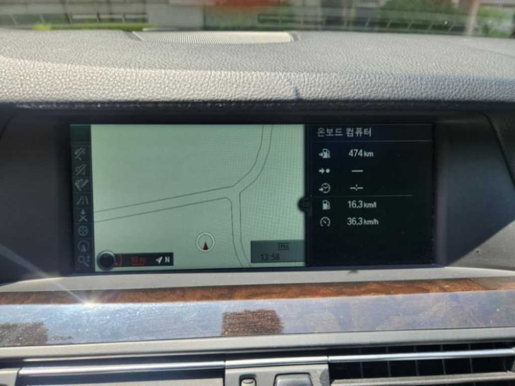 BMW 5 Series - Vista 7