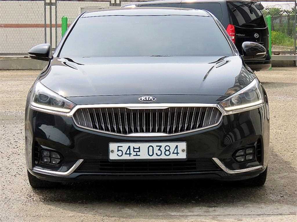 KIA K7