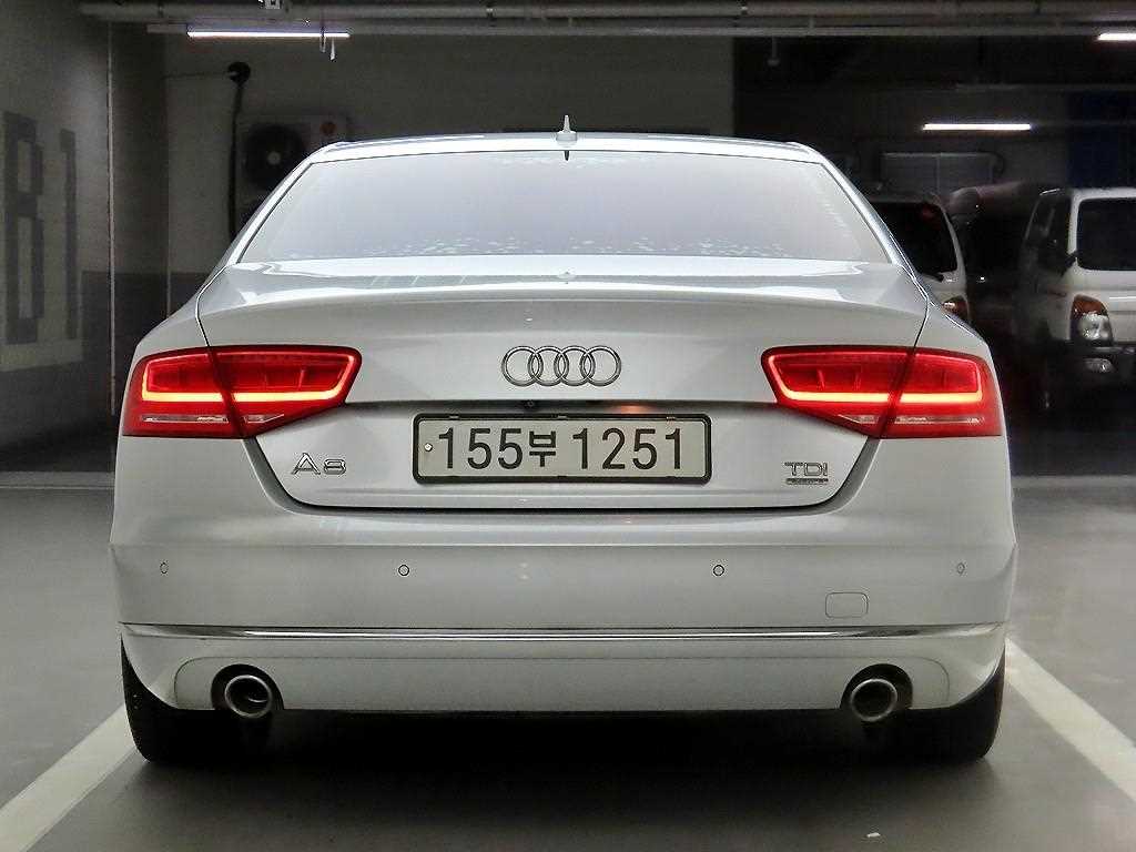 Audi A8 - Vista 3
