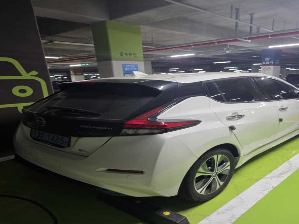 Nissan Leaf - Vista 4