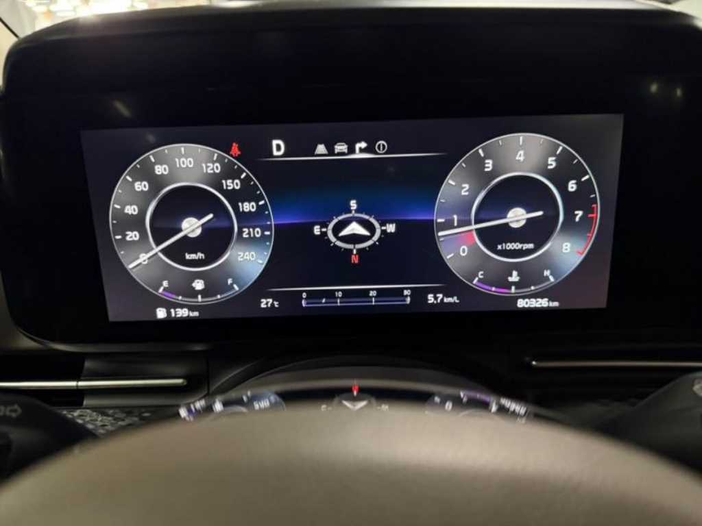 KIA Carnival - Vista 9