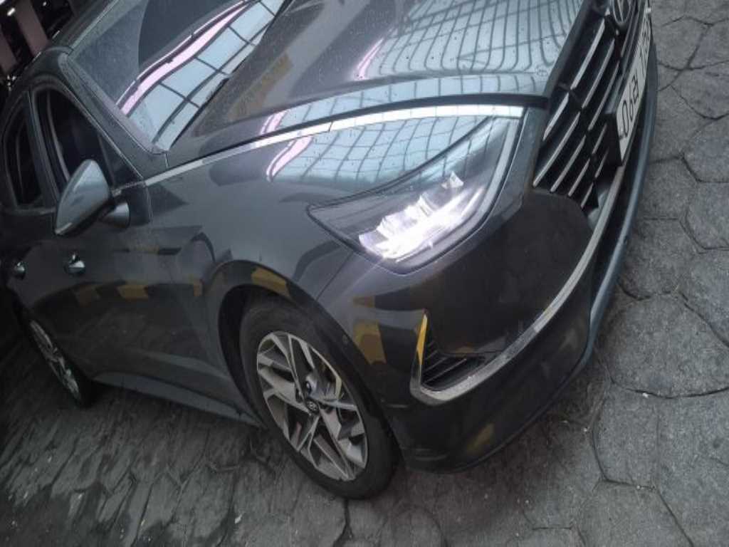 HYUNDAI Sonata - Vista 9