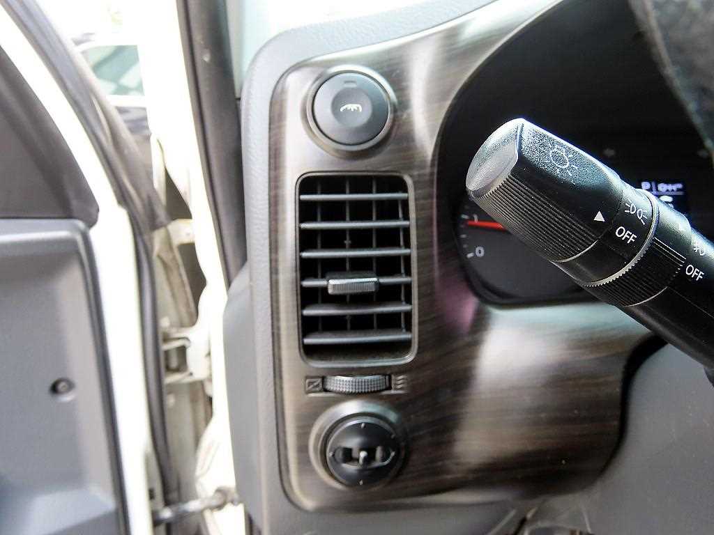 Small Truck Freezer Box(High Deck) 2018 Blanco - Importación desde Corea - HF Imports Iquique - Foto 15