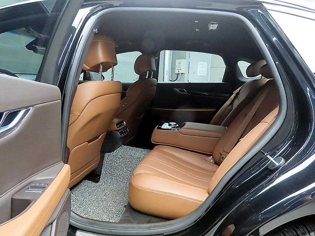 Genesis G80 - Vista 6