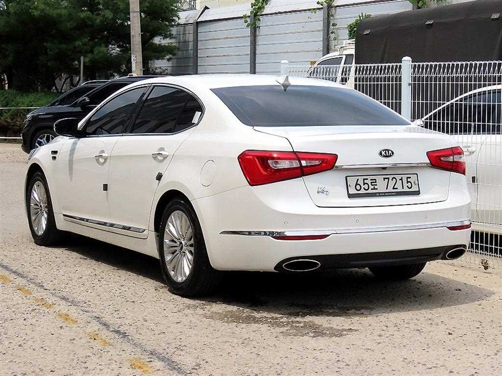 KIA K7 - Vista 3
