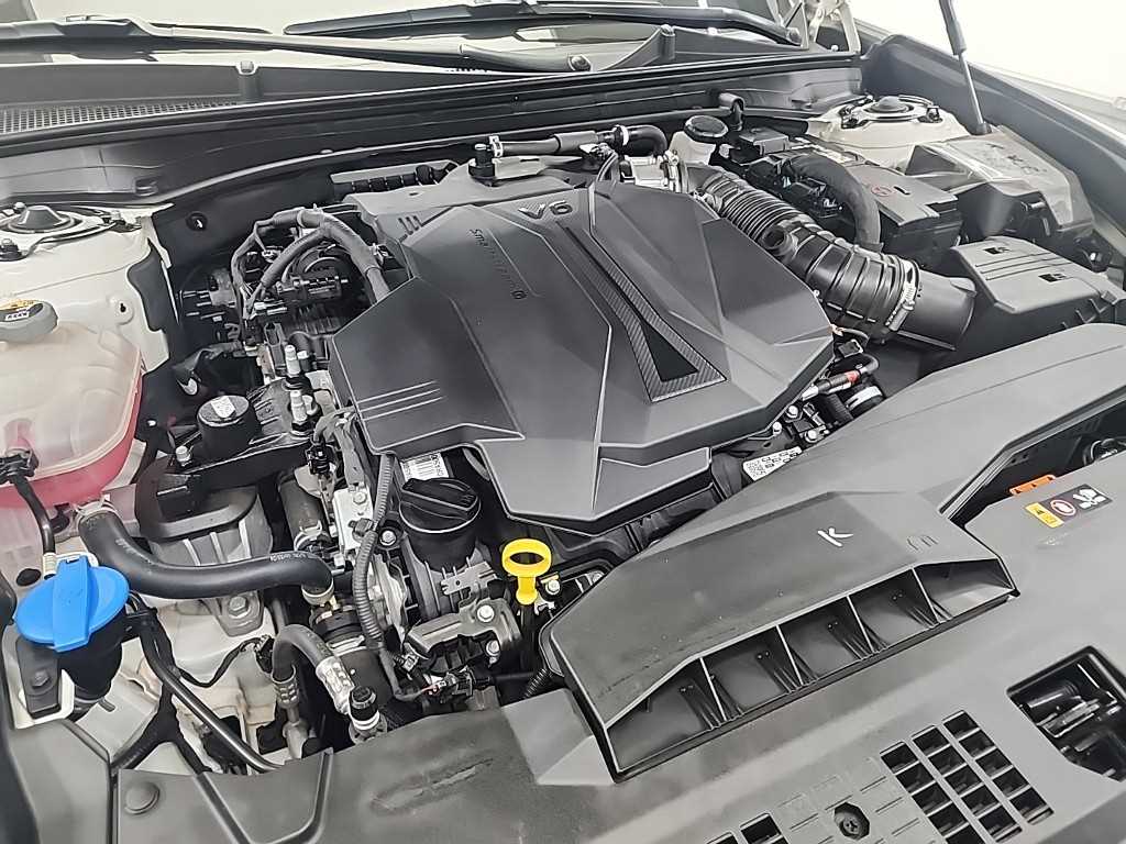 HYUNDAI Grandeur - Vista 5
