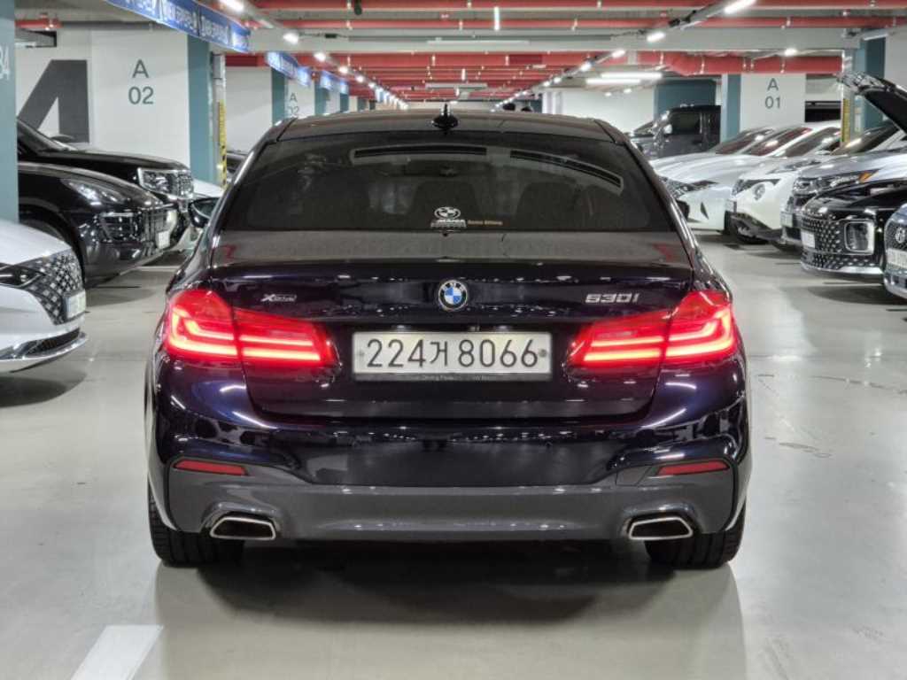BMW 5 Series - Vista 4