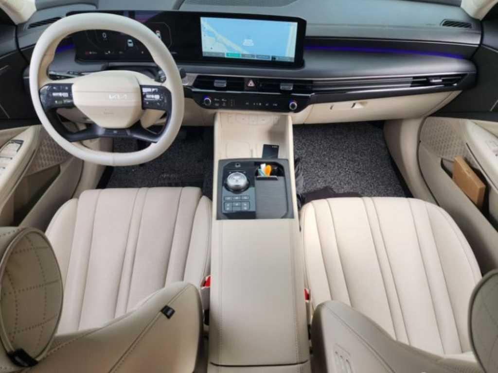 KIA K8 - Vista 6