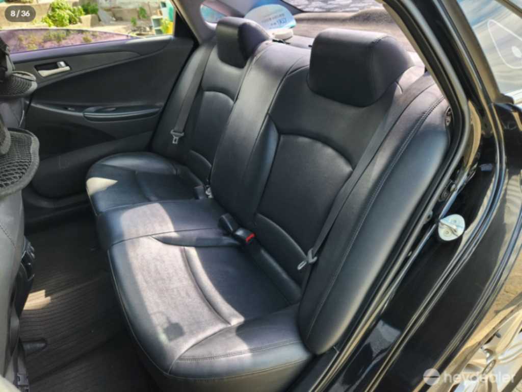 HYUNDAI Sonata - Vista 7