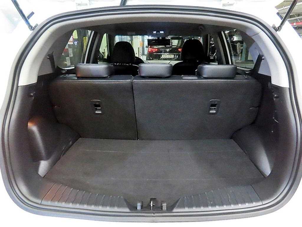 Ssangyong Tivoli 2016 Blanco - Importación desde Corea - HF Imports Iquique - Foto 18