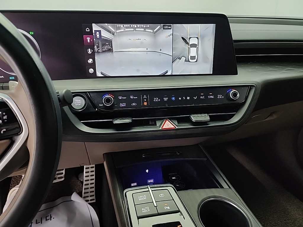 KIA K8 - Vista 10