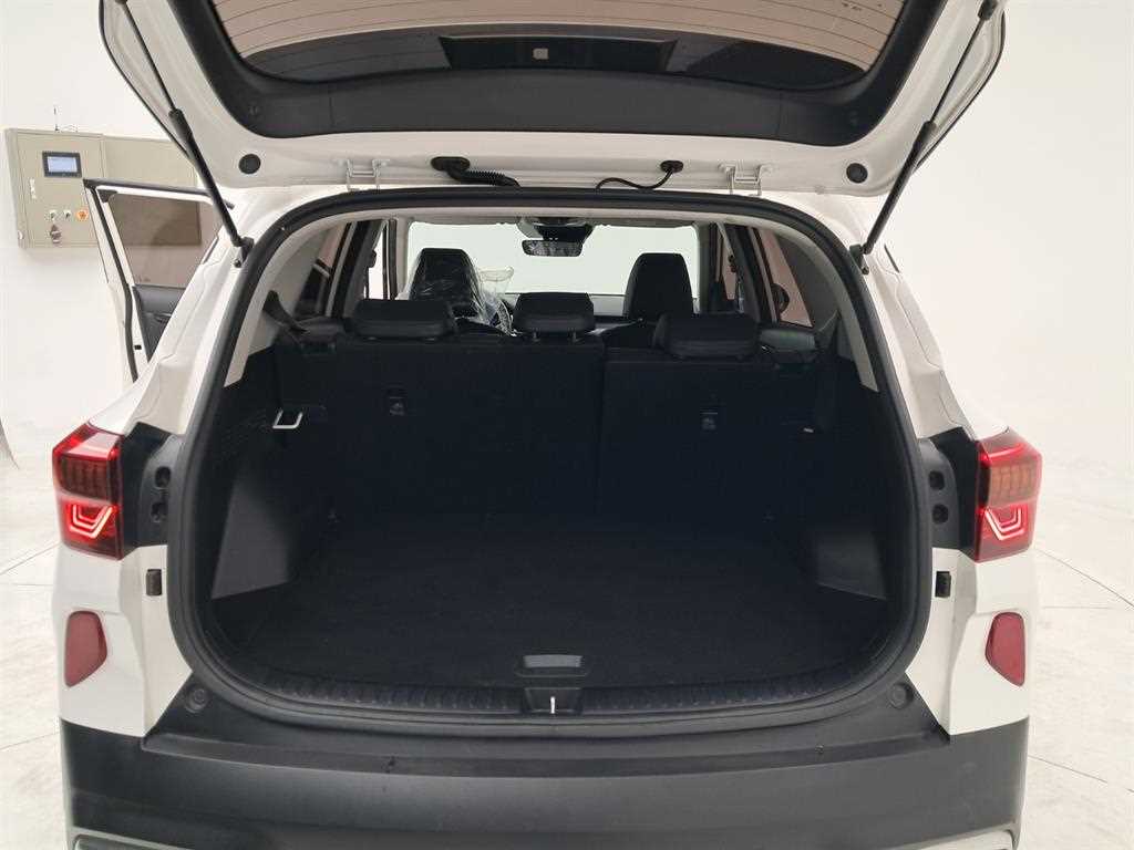 KIA Seltos 2022 Blanco - Importación desde Corea - HF Imports Iquique - Foto 17