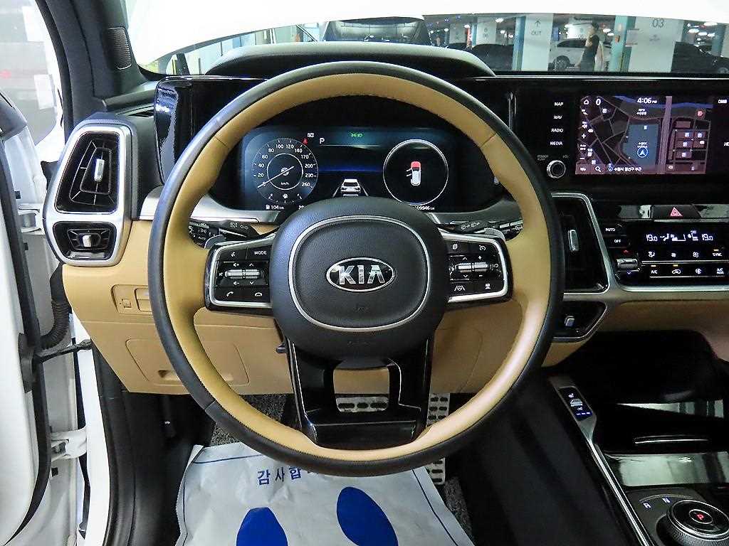 KIA Sorento - Vista 8