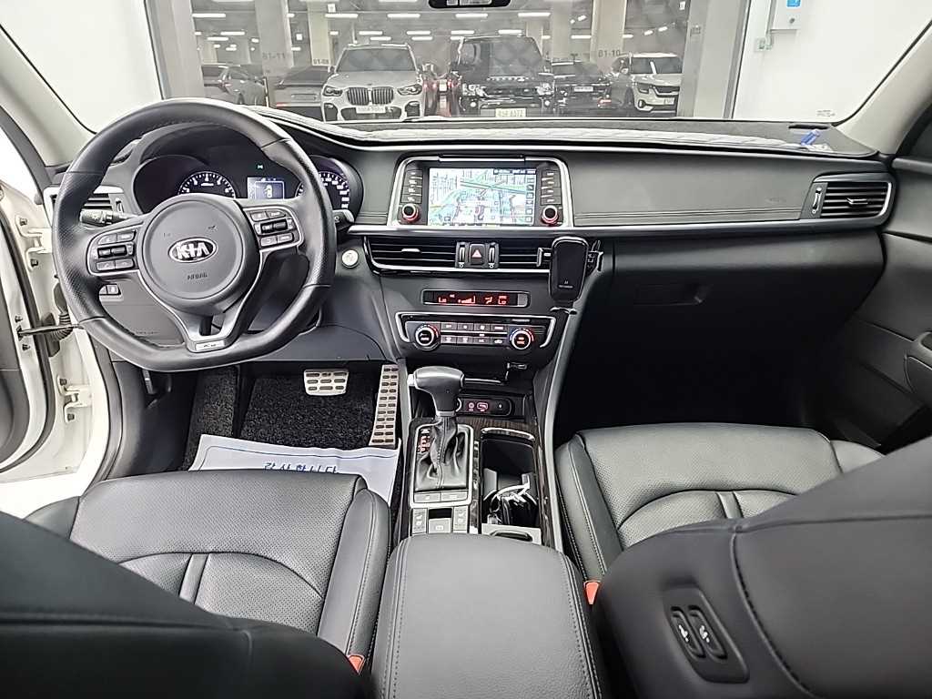 KIA K5 - Vista 7