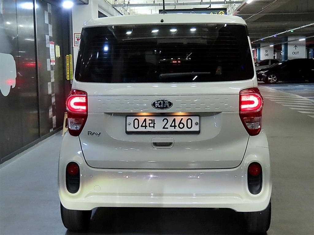 KIA Ray - Vista 5