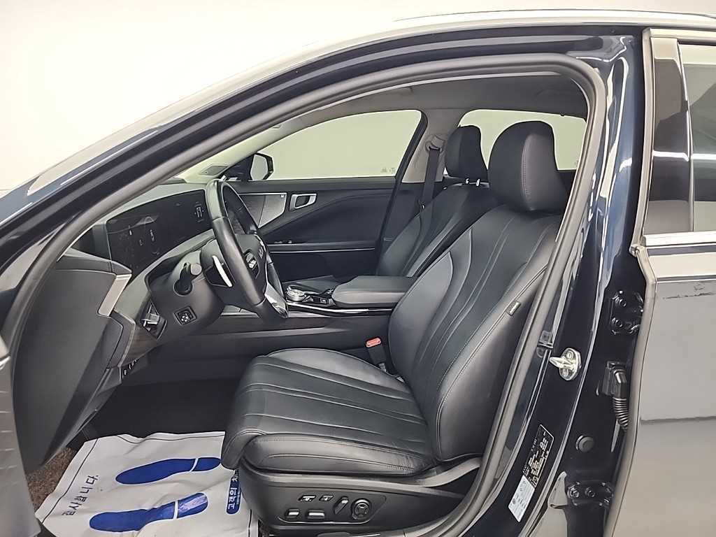 KIA K8 - Vista 11
