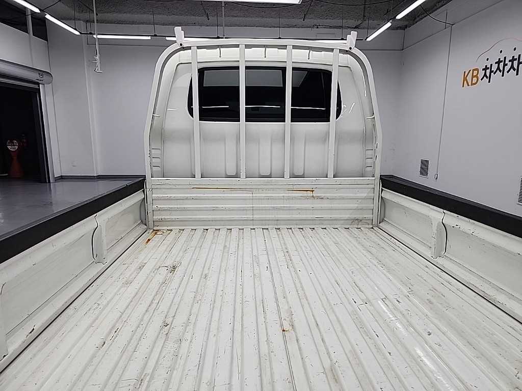 Small Truck Cargo (small) 2024 Blanco - Importación desde Corea - HF Imports Iquique - Foto 17