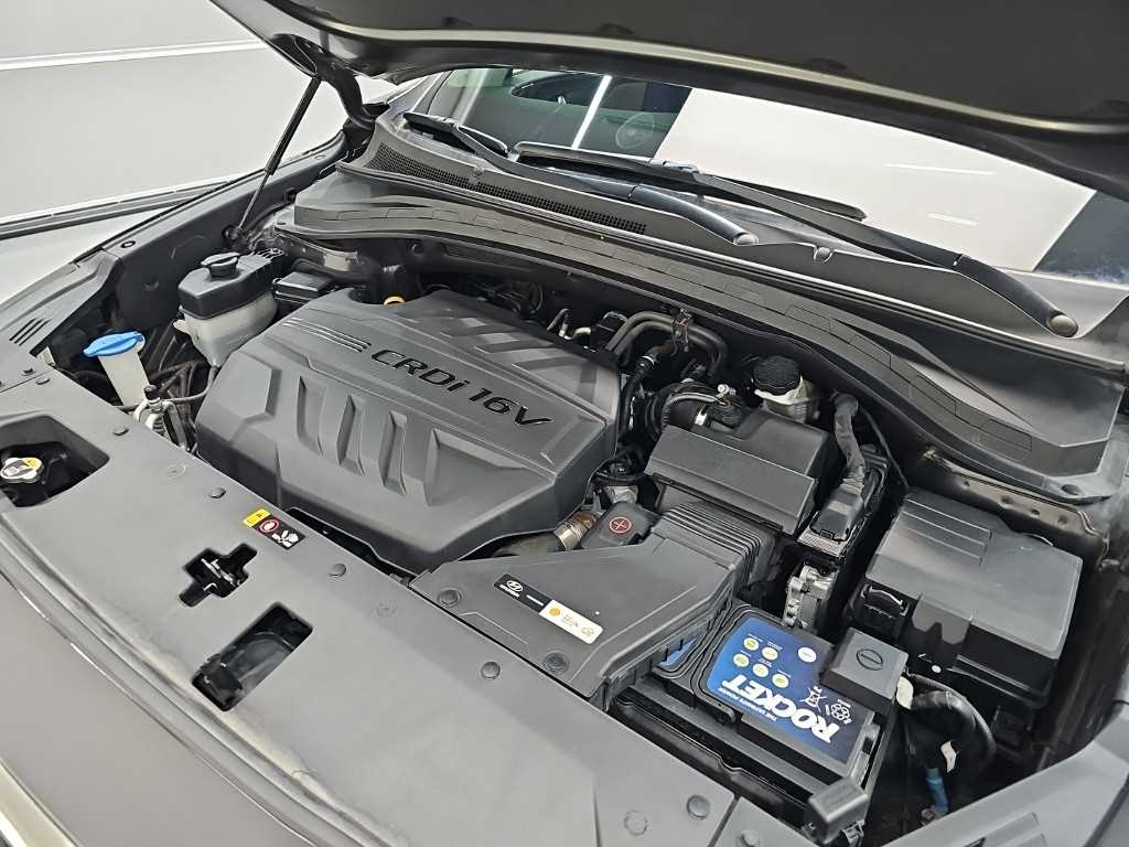 HYUNDAI Santa Fe - Vista 5