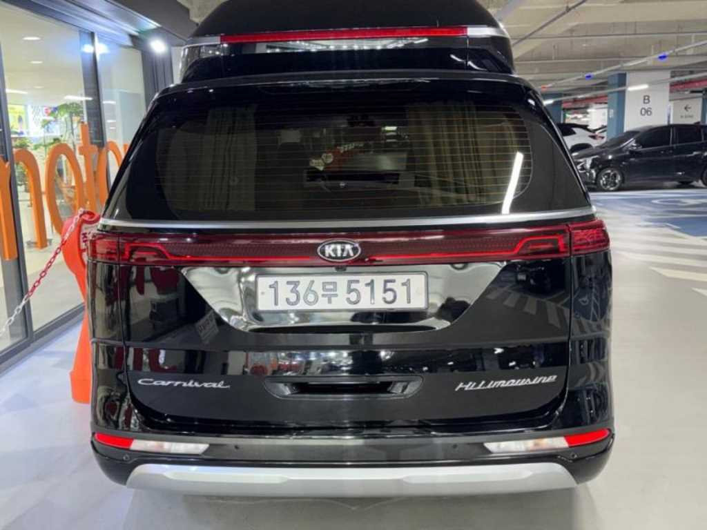 KIA Carnival - Vista 5