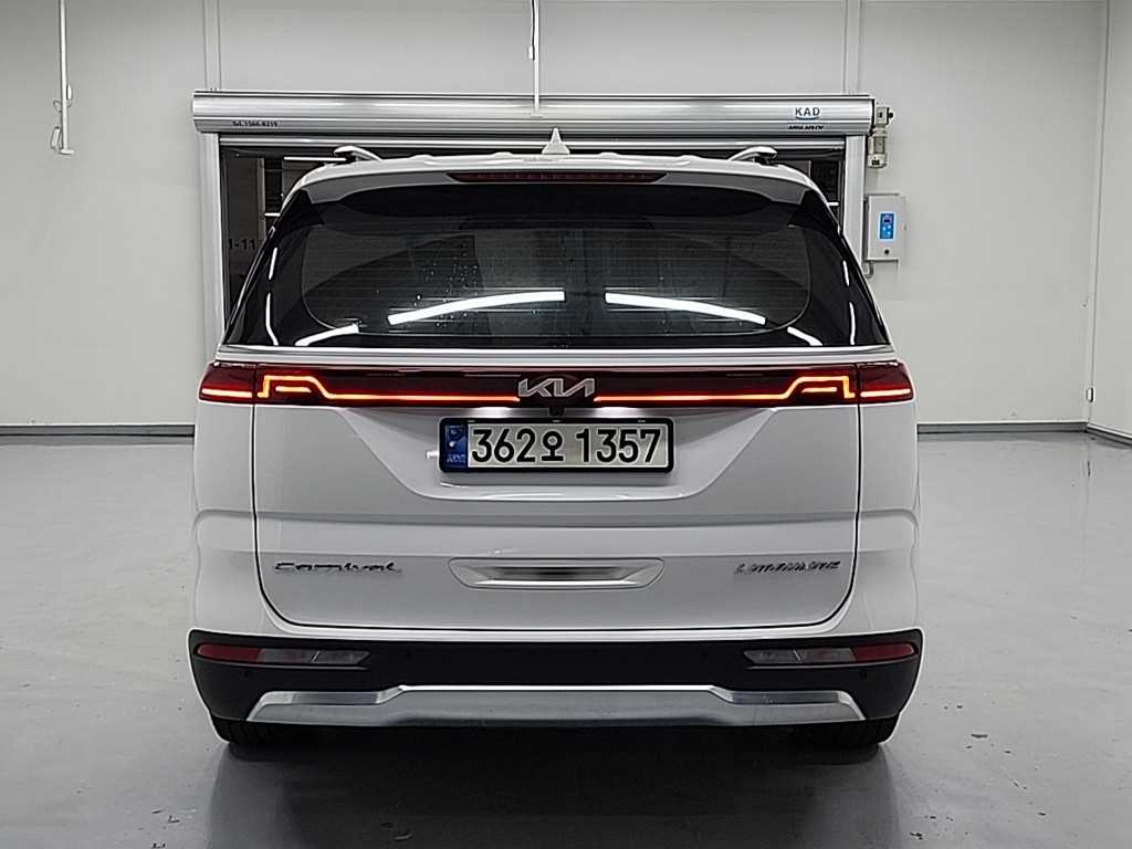 KIA Carnival - Vista 3
