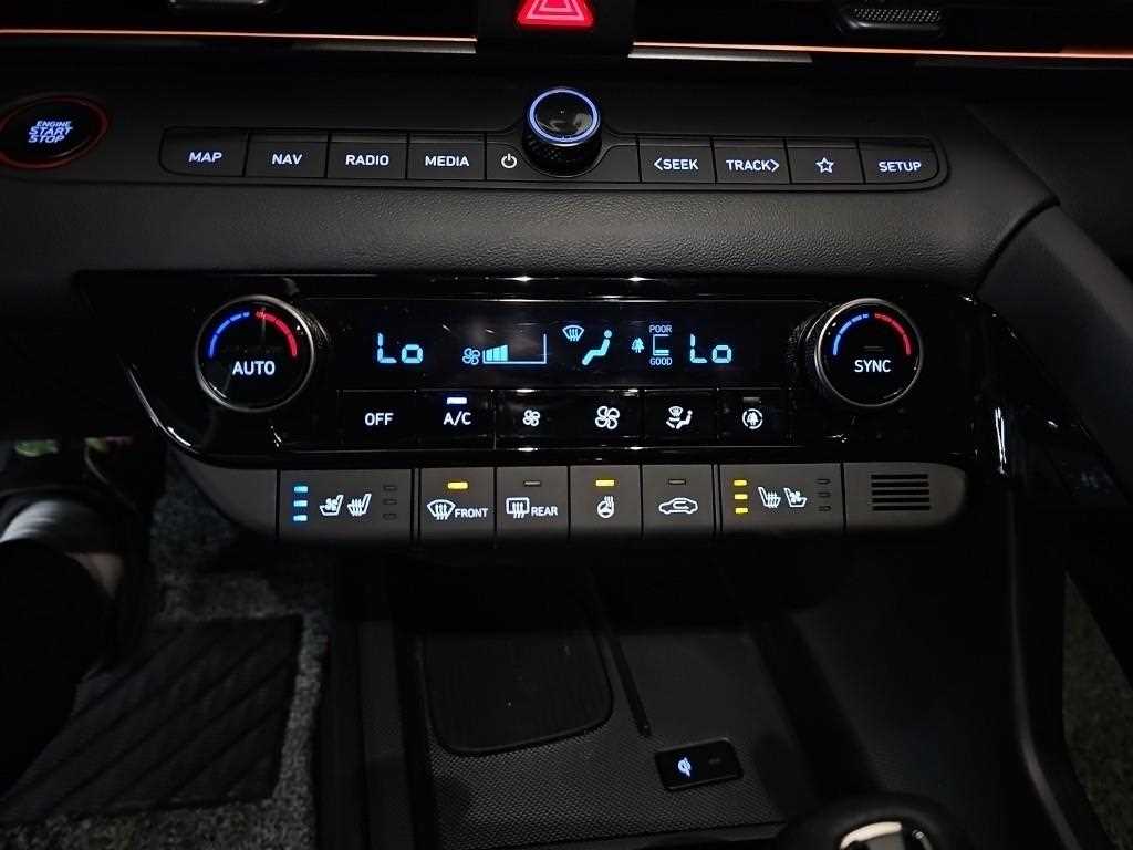 HYUNDAI Avante - Vista 10