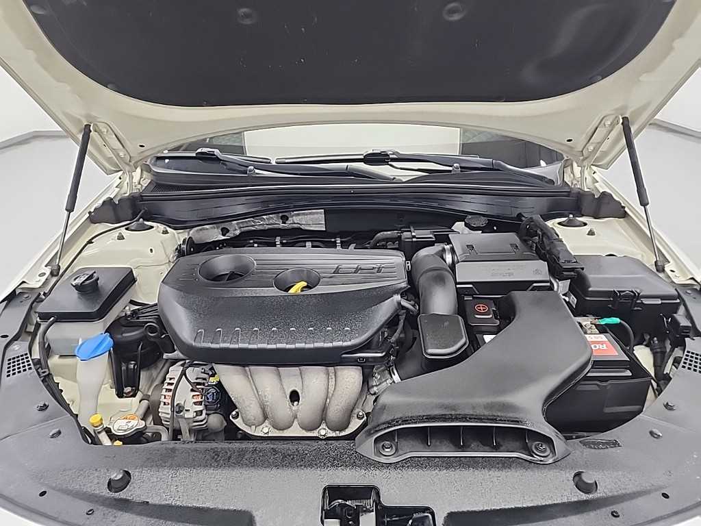 KIA K5 - Vista 5