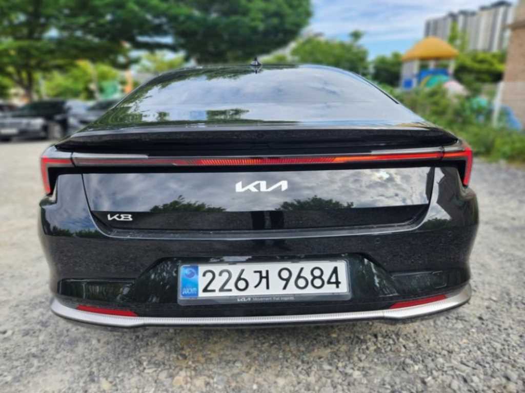 KIA K8 - Vista 2