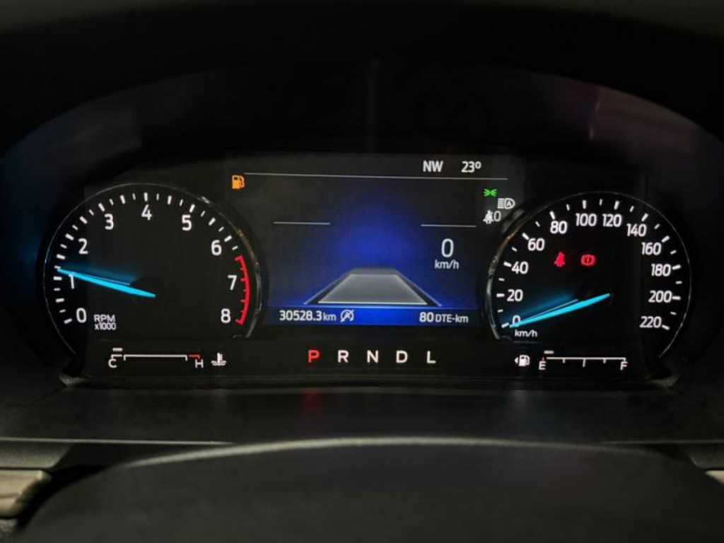 Ford Explorer - Vista 9