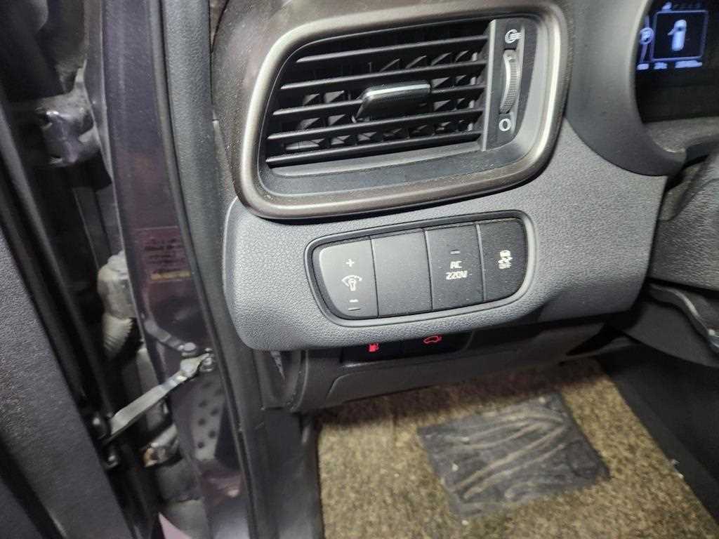 KIA Sorento - Vista 9