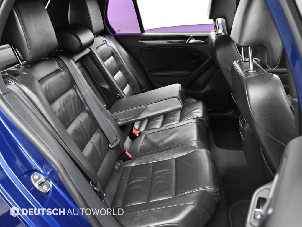 Volkswagen Golf - Vista 12